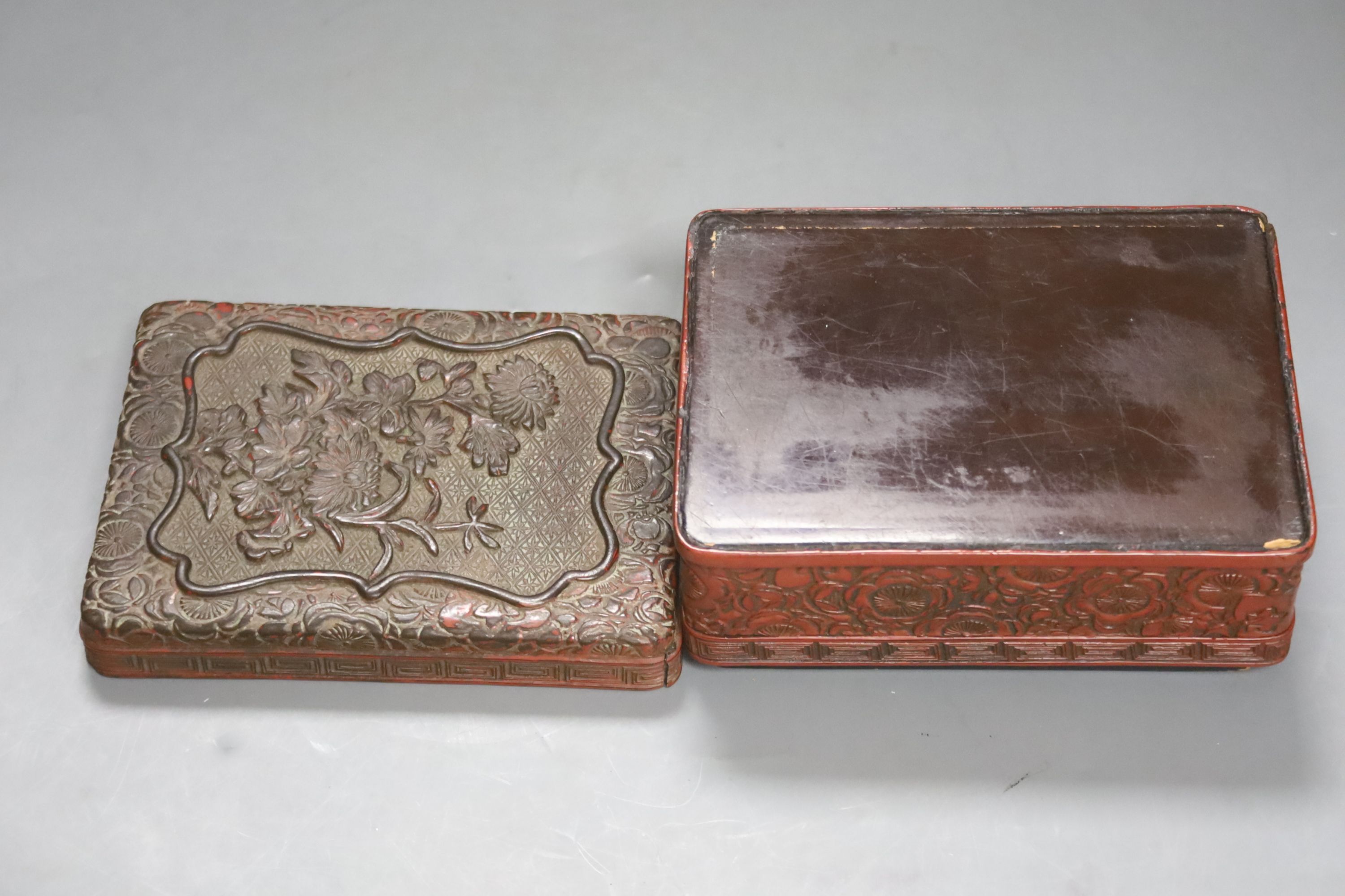 A Chinese cinnabar lacquer box and cover, length 14cm